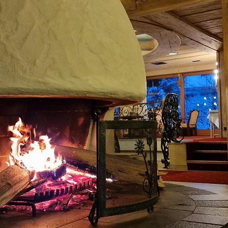 Das Kronen Hotel Seefeld in Tirol Kültér fotó