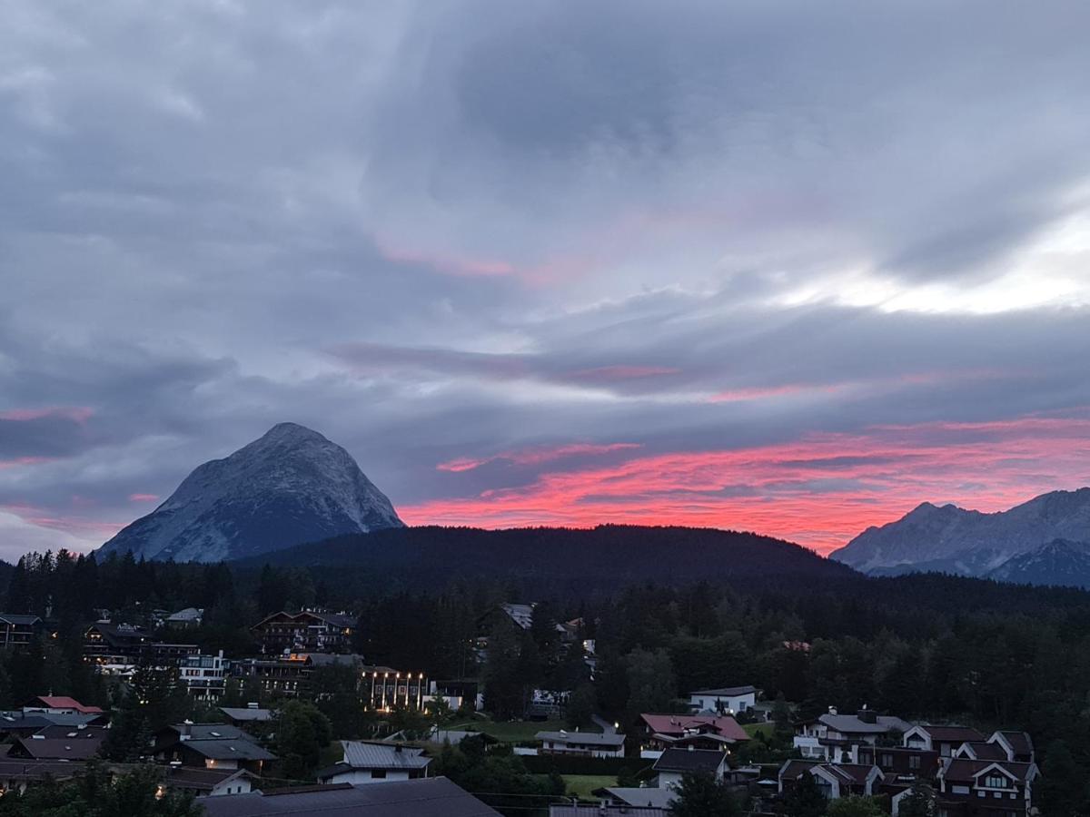 Das Kronen Hotel Seefeld in Tirol Kültér fotó