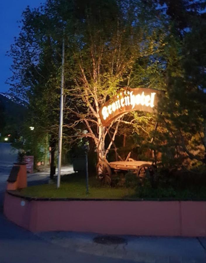Das Kronen Hotel Seefeld in Tirol Kültér fotó